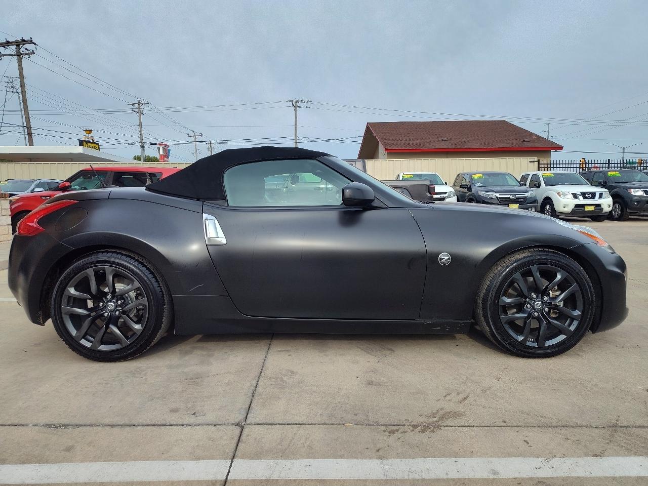 Nissan Z 370Z Roadster 2015