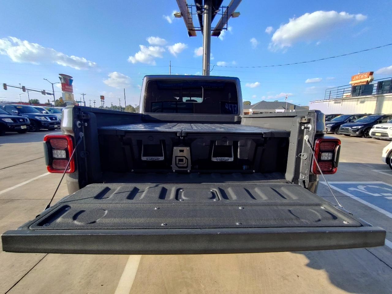 Jeep Gladiator Overland 2020