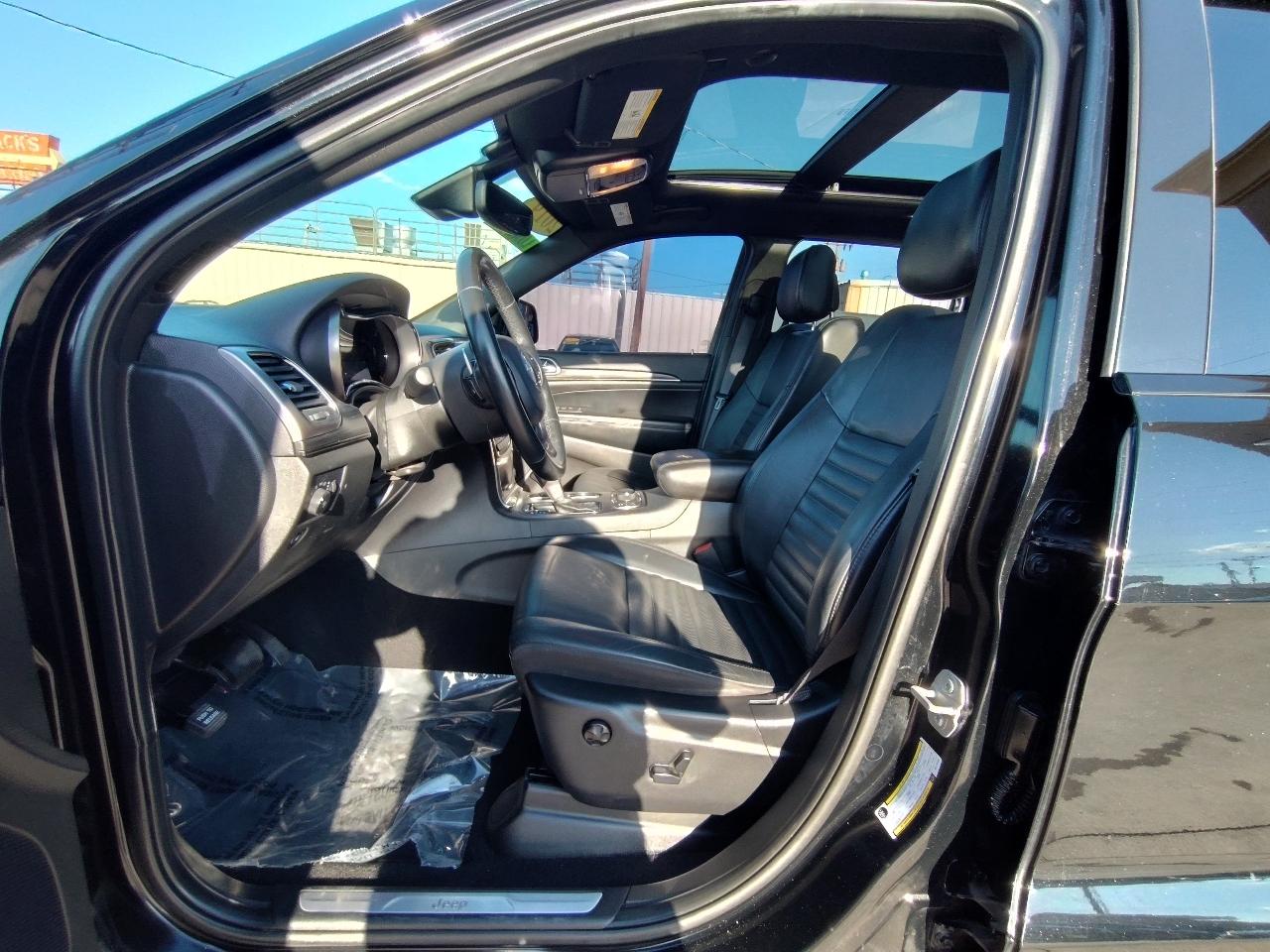 Jeep Grand Cherokee  2019