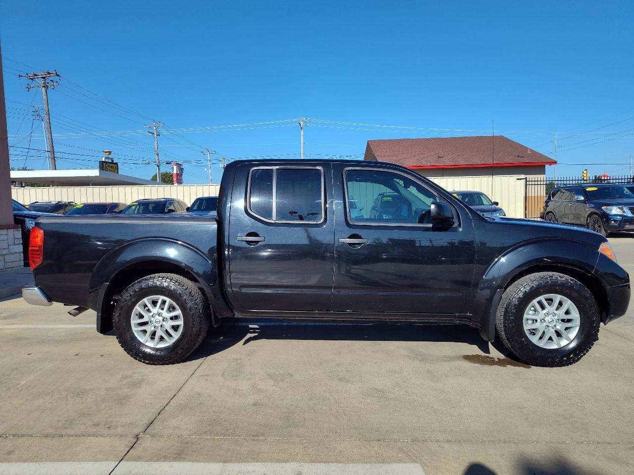 Nissan Frontier SV Crew Cab V6 2020