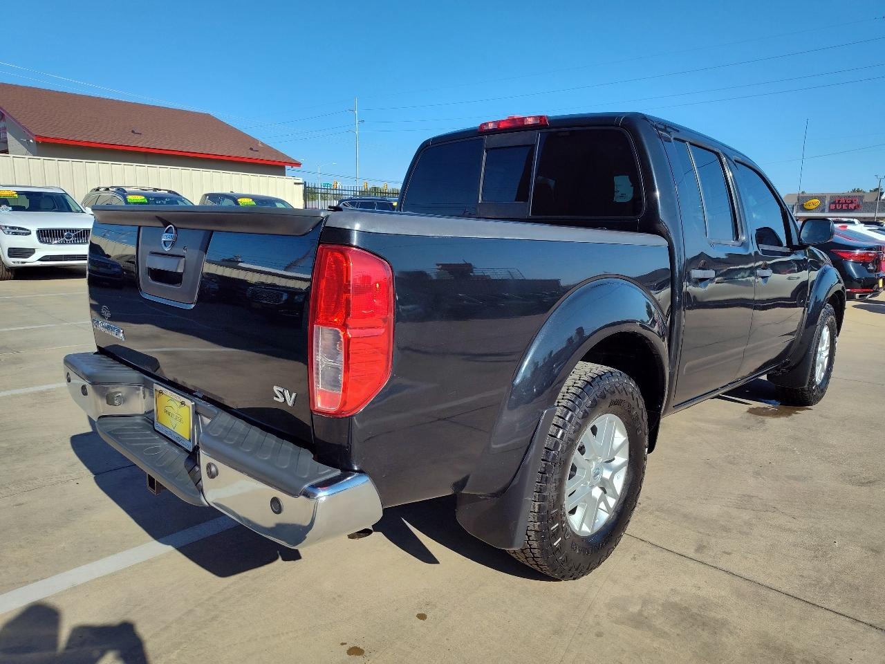 Nissan Frontier SV Crew Cab V6 2020