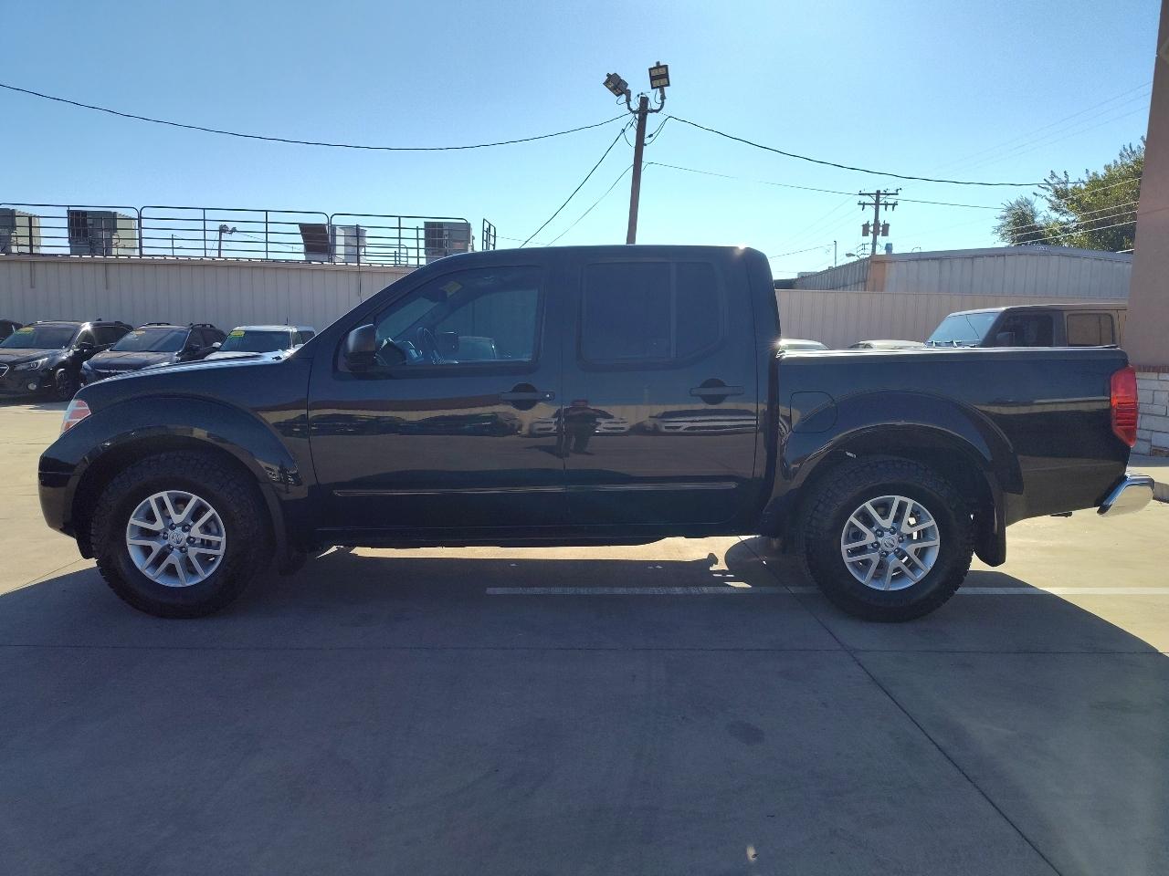 Nissan Frontier SV Crew Cab V6 2020