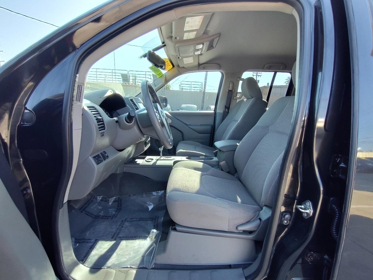 Nissan Frontier SV Crew Cab V6 2020