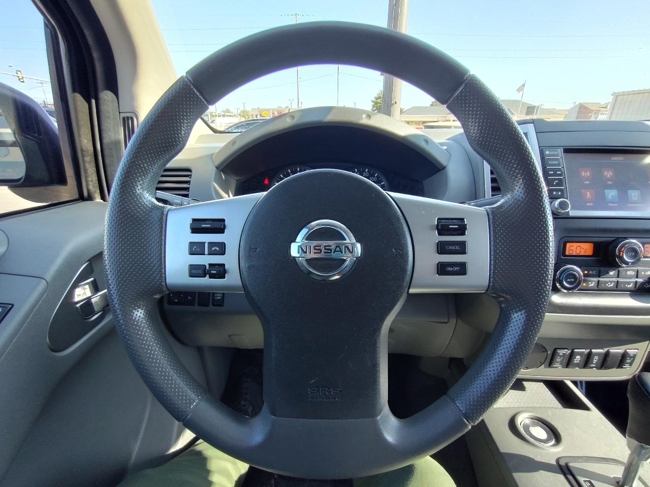 Nissan Frontier SV Crew Cab V6 2020
