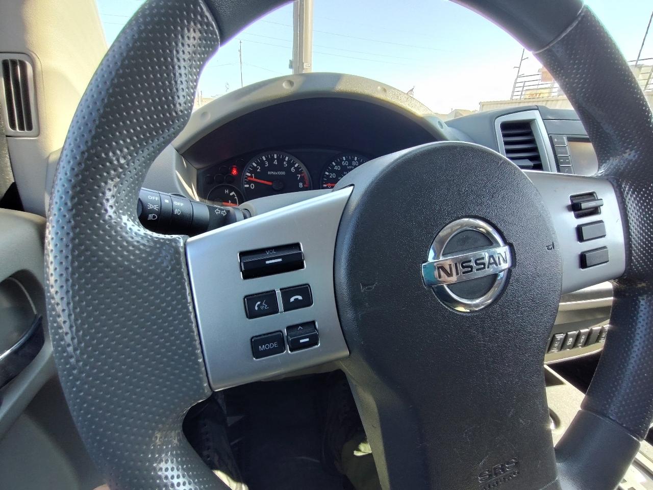 Nissan Frontier SV Crew Cab V6 2020