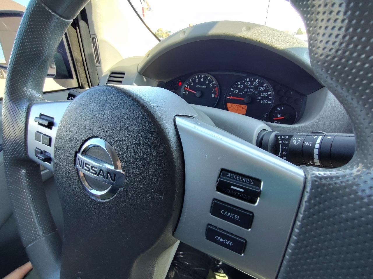 Nissan Frontier SV Crew Cab V6 2020