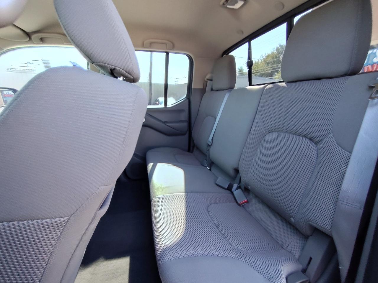 Nissan Frontier SV Crew Cab V6 2020