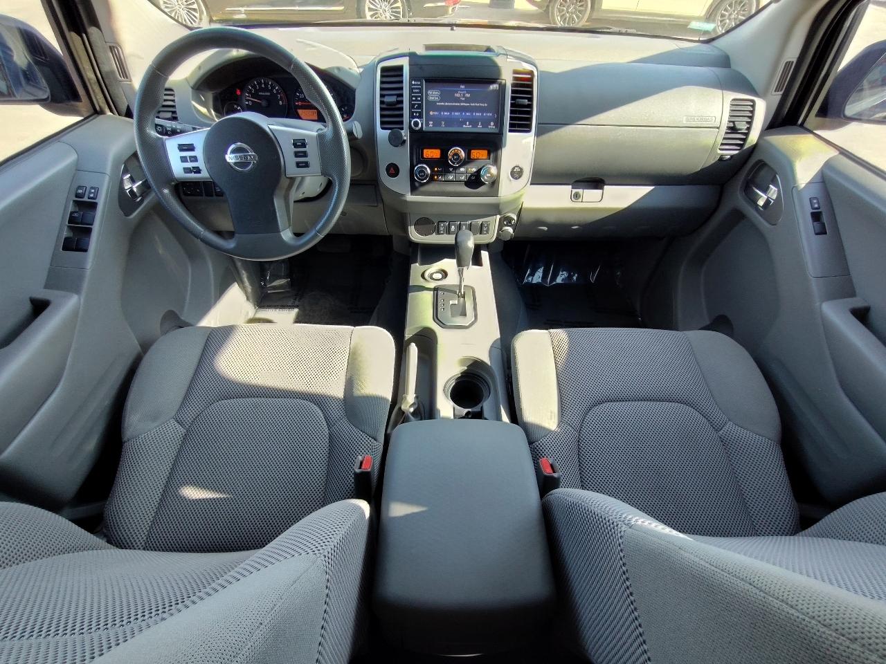 Nissan Frontier SV Crew Cab V6 2020