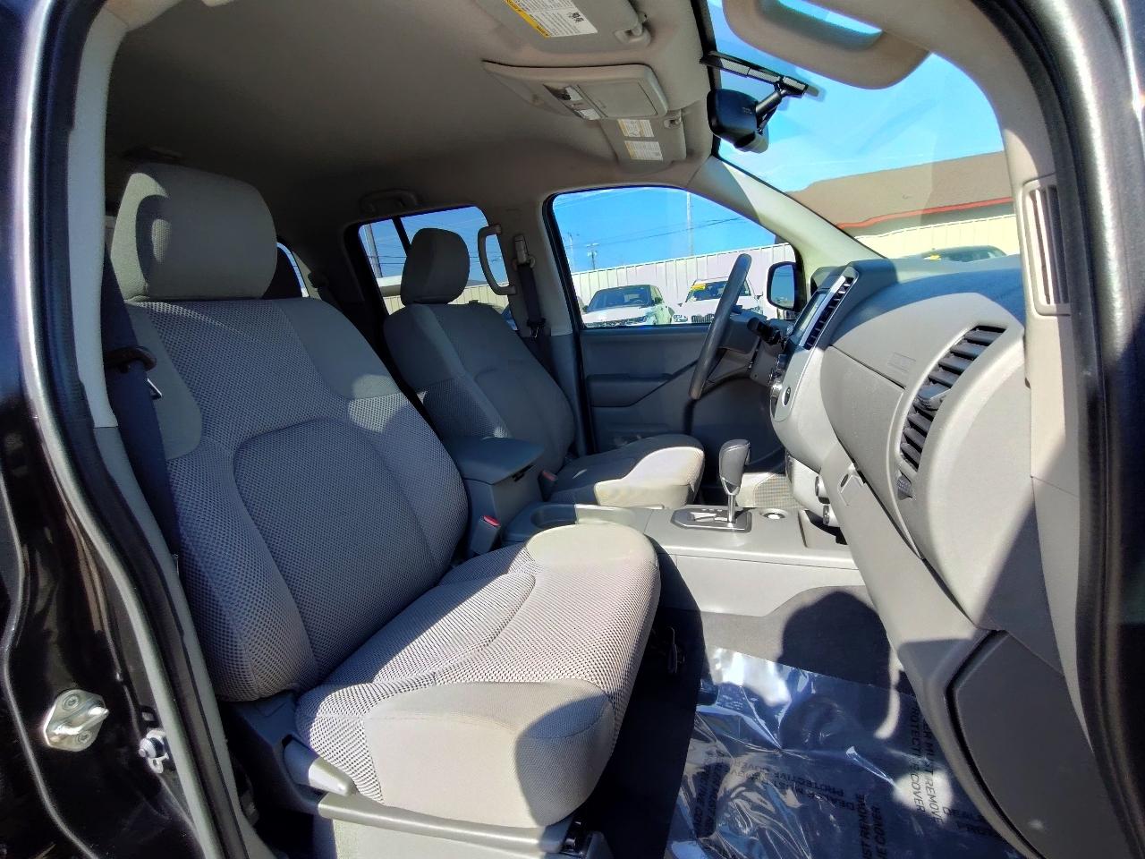 Nissan Frontier SV Crew Cab V6 2020