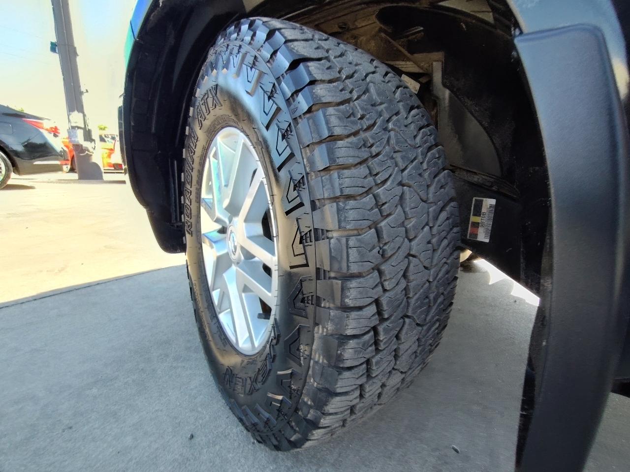 Nissan Frontier SV Crew Cab V6 2020