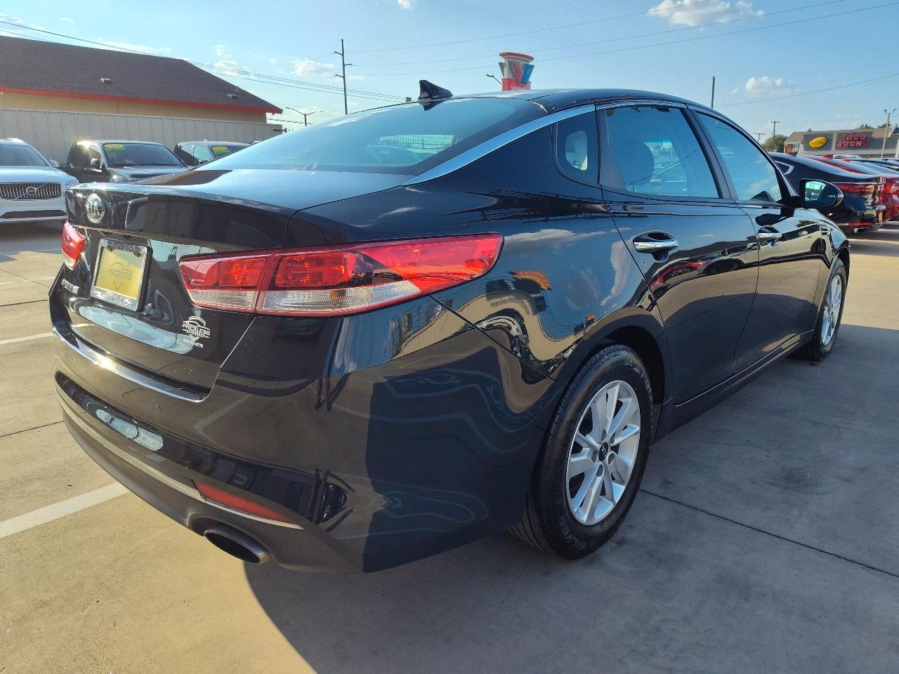 Kia Optima LX Auto 2017