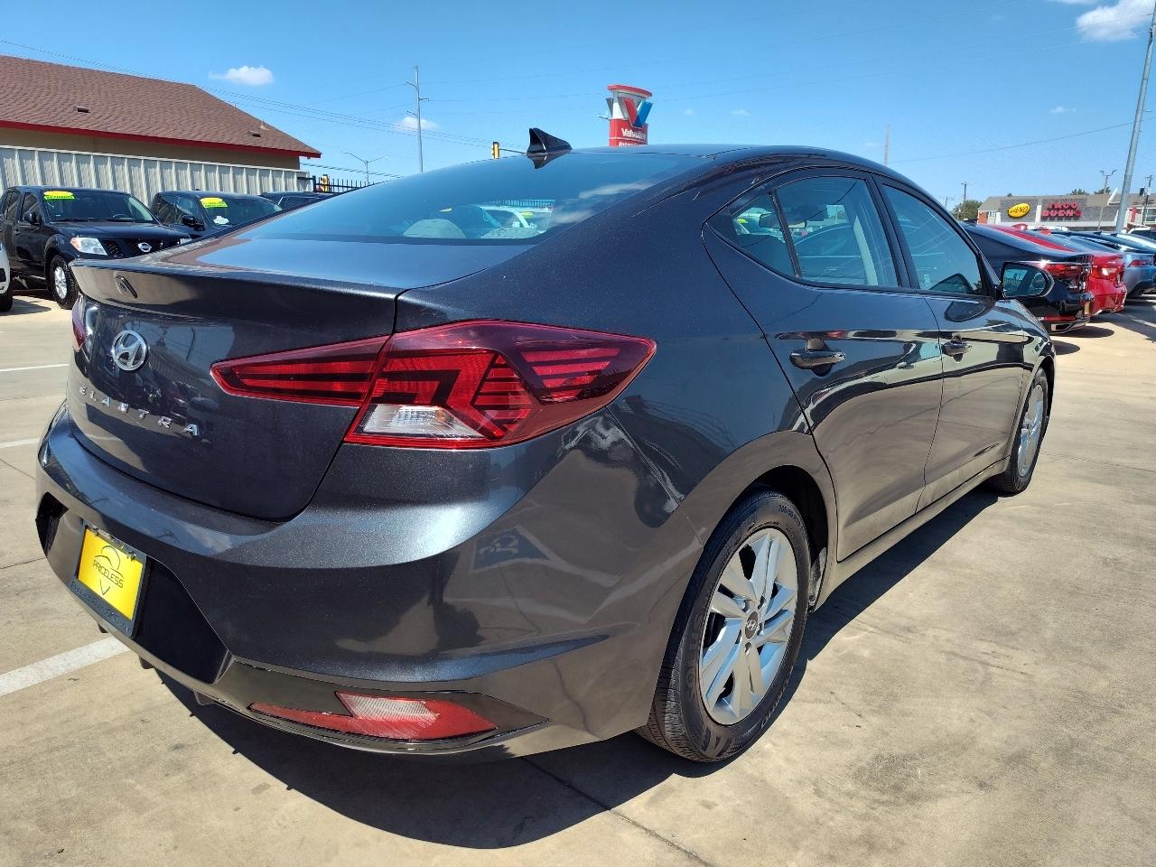 Hyundai Elantra SEL Sport Sedan 2020