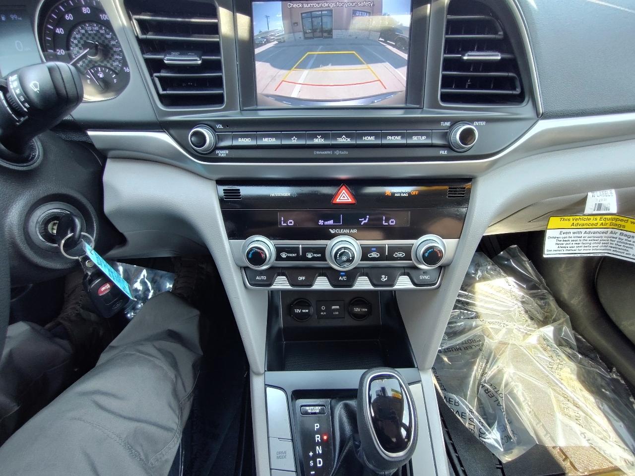 Hyundai Elantra SEL Sport Sedan 2020