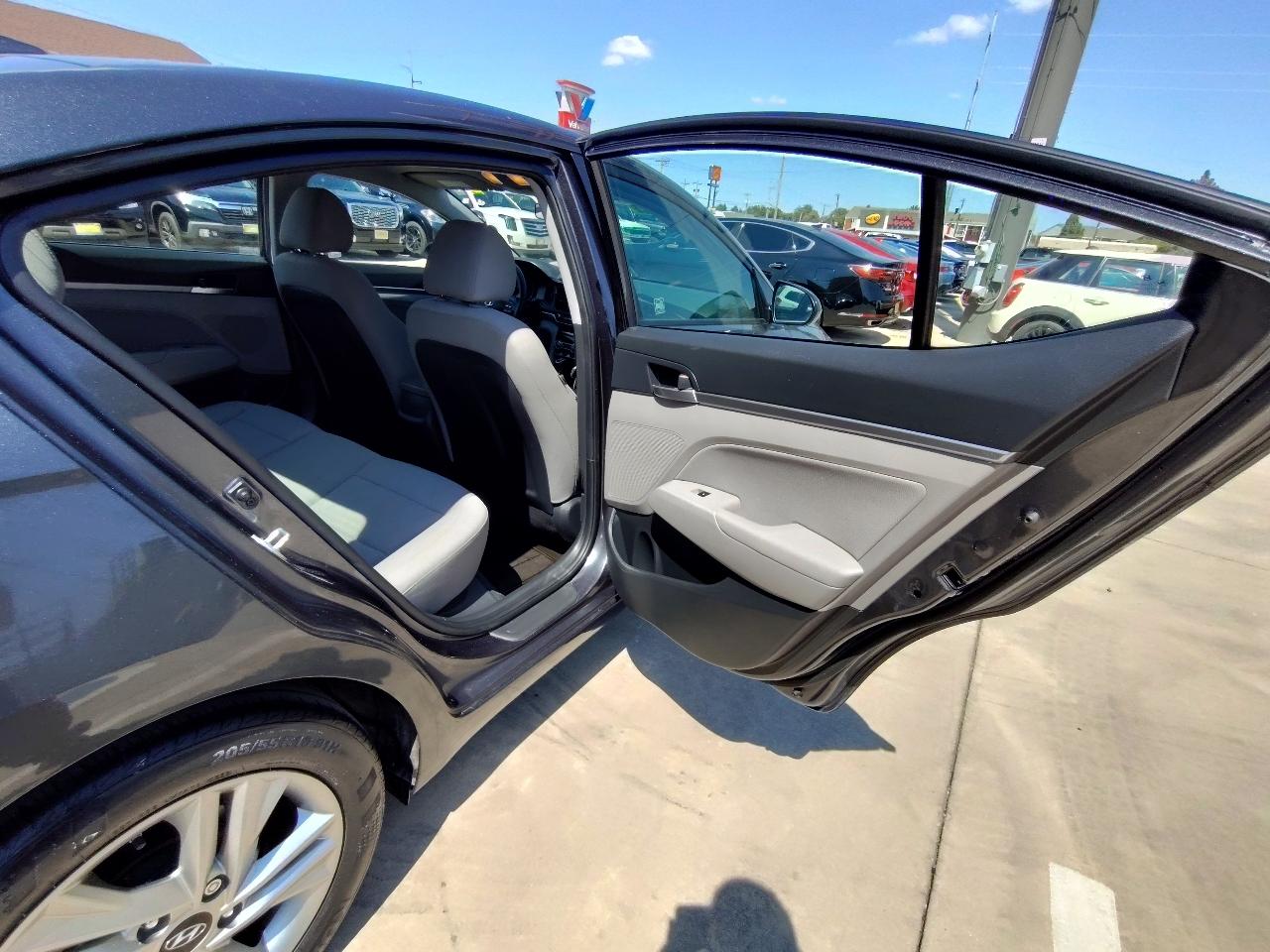 Hyundai Elantra SEL Sport Sedan 2020