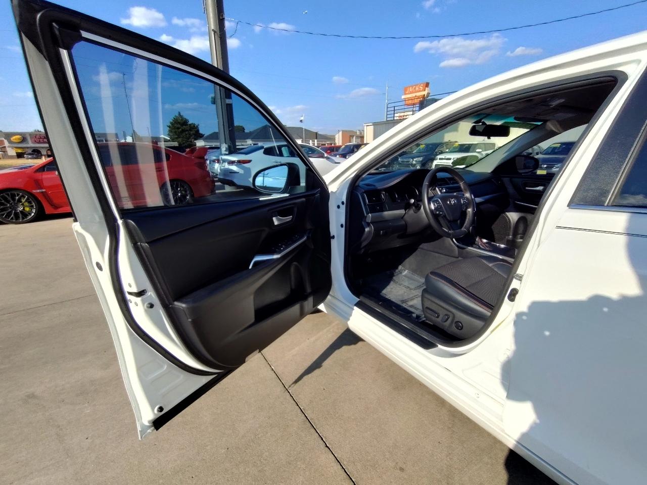 Toyota Camry SE Special Edition 4D Sedan 2016