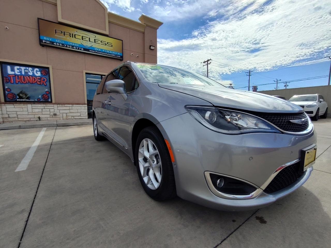 Chrysler Pacifica  2017