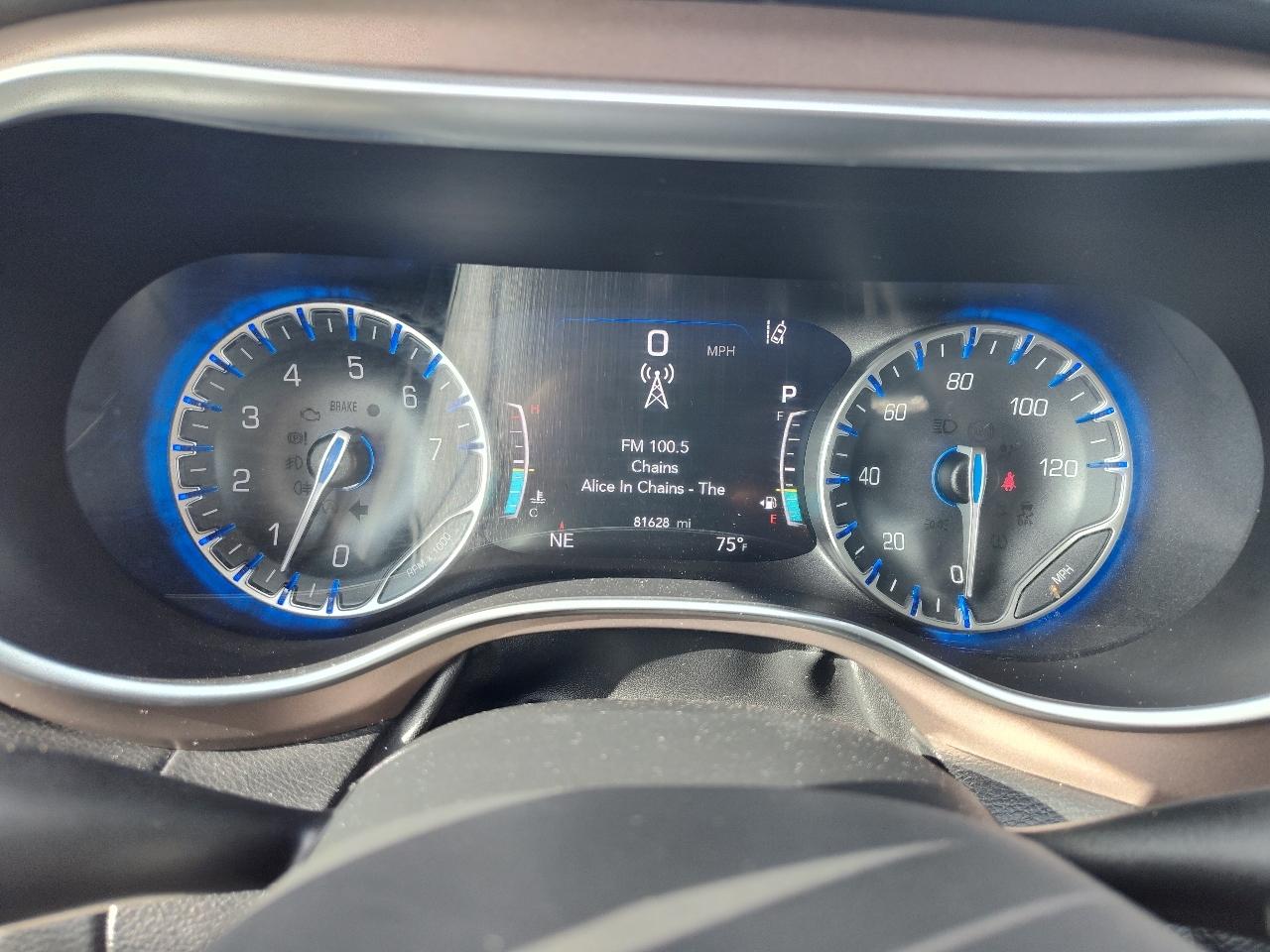 Chrysler Pacifica  2017