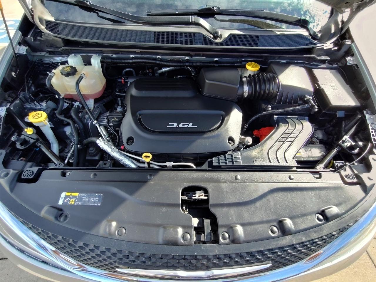 Chrysler Pacifica  2017