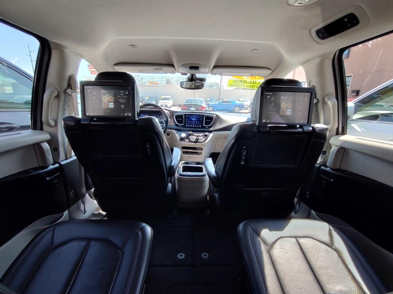 Chrysler Pacifica  2017