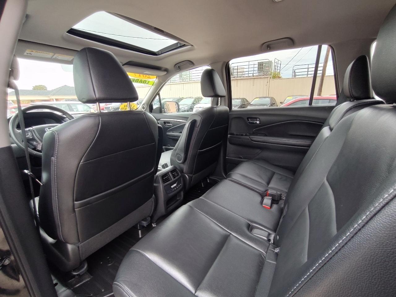 Honda Pilot EX-L w/Honda Sensing 2017