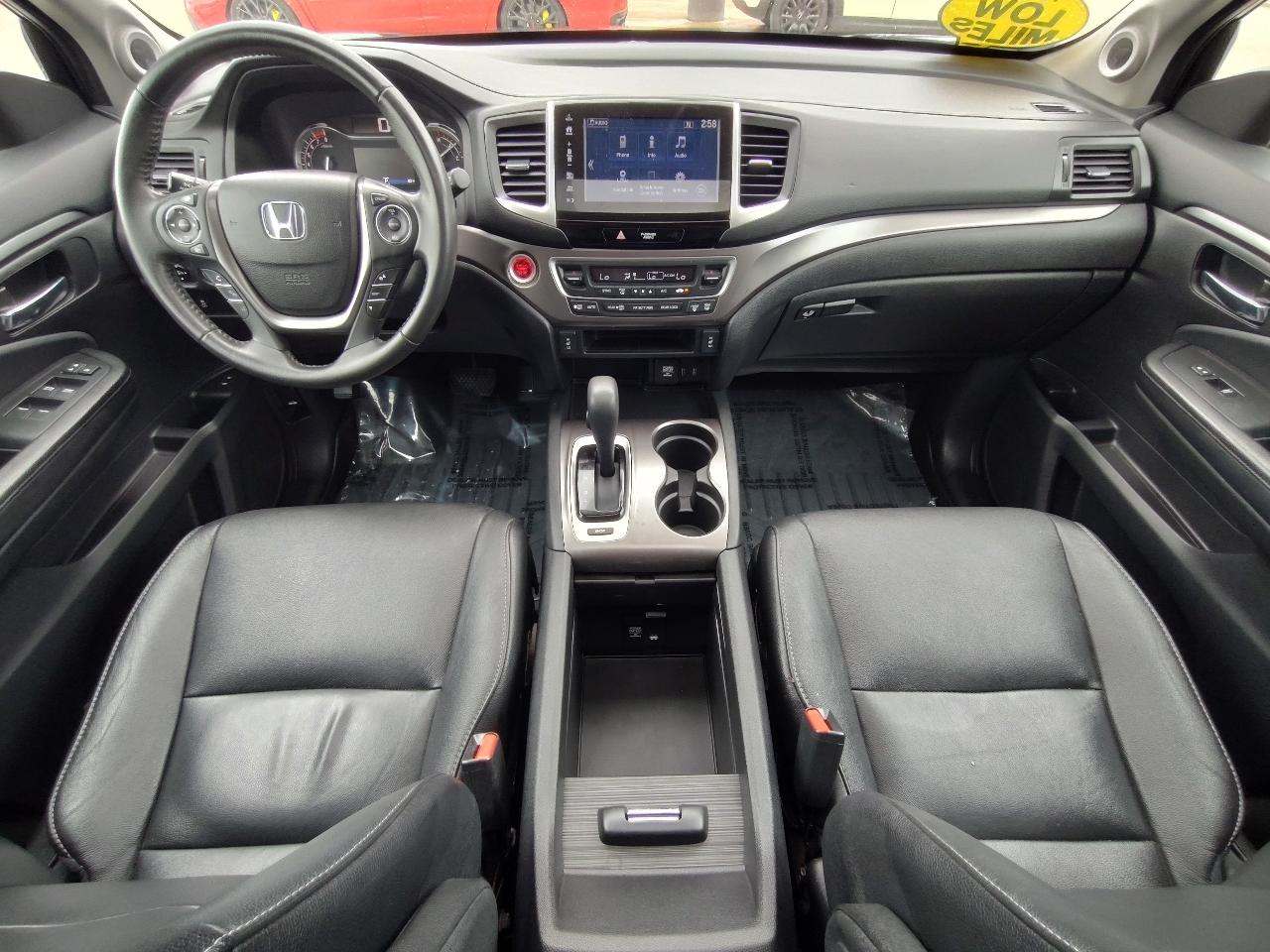 Honda Pilot EX-L w/Honda Sensing 2017