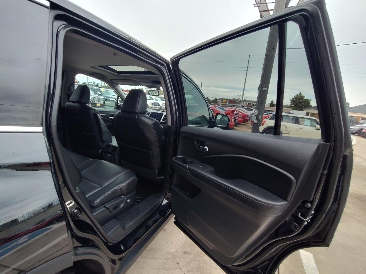 Honda Pilot EX-L w/Honda Sensing 2017