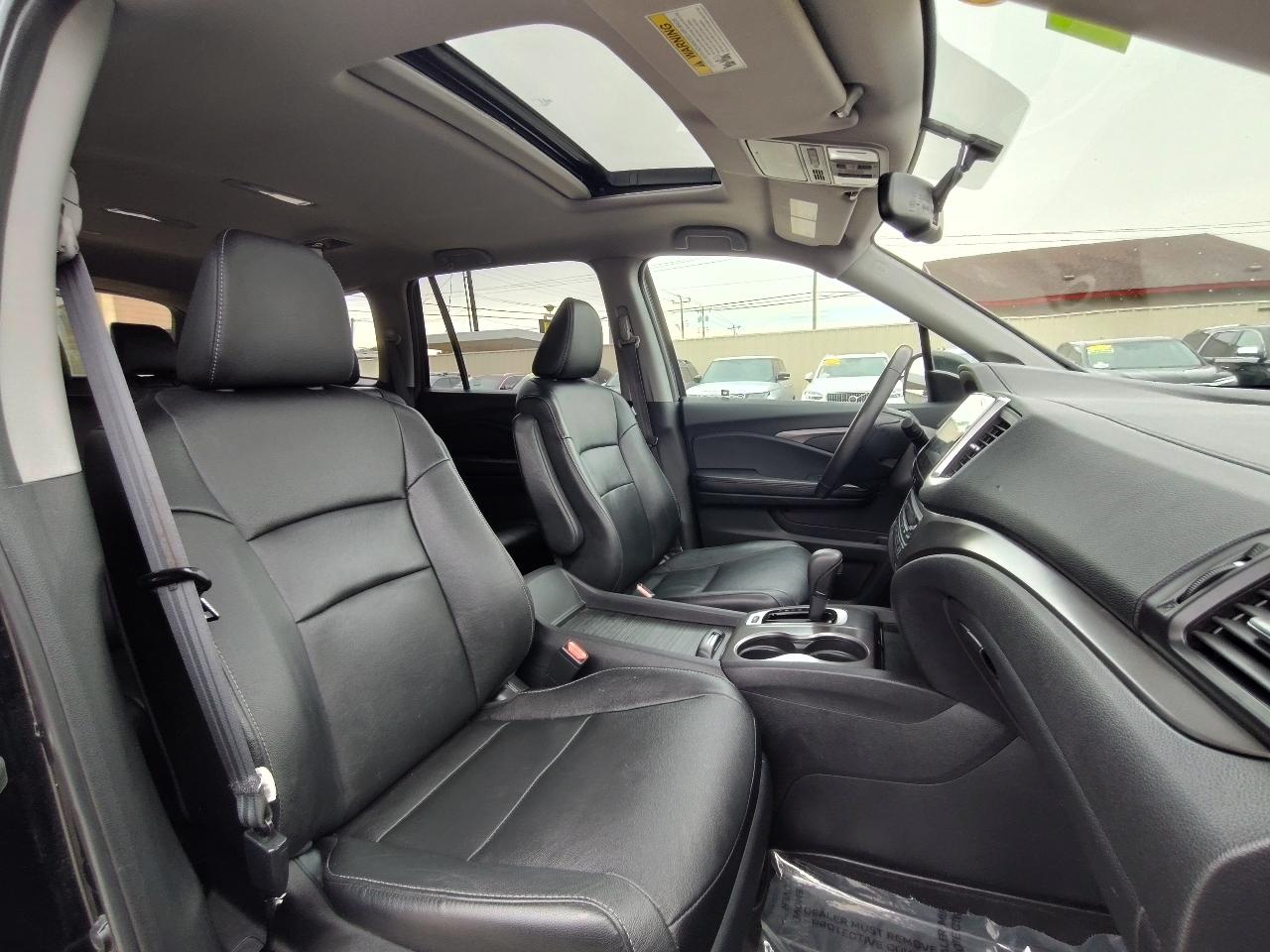 Honda Pilot EX-L w/Honda Sensing 2017