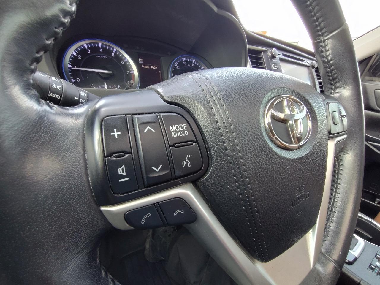 Toyota Highlander Limited FWD V6 2018