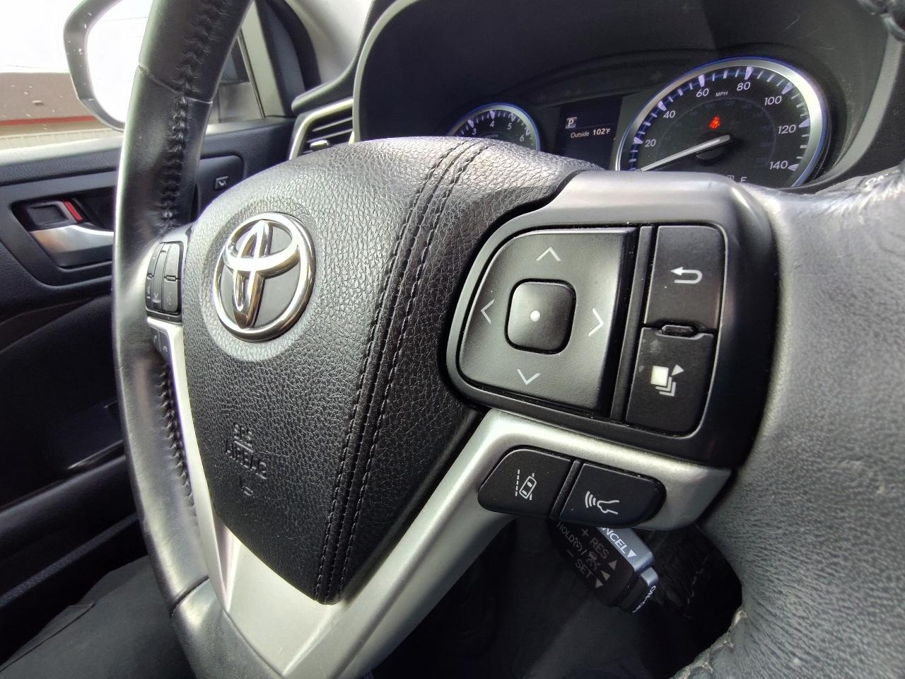 Toyota Highlander Limited FWD V6 2018