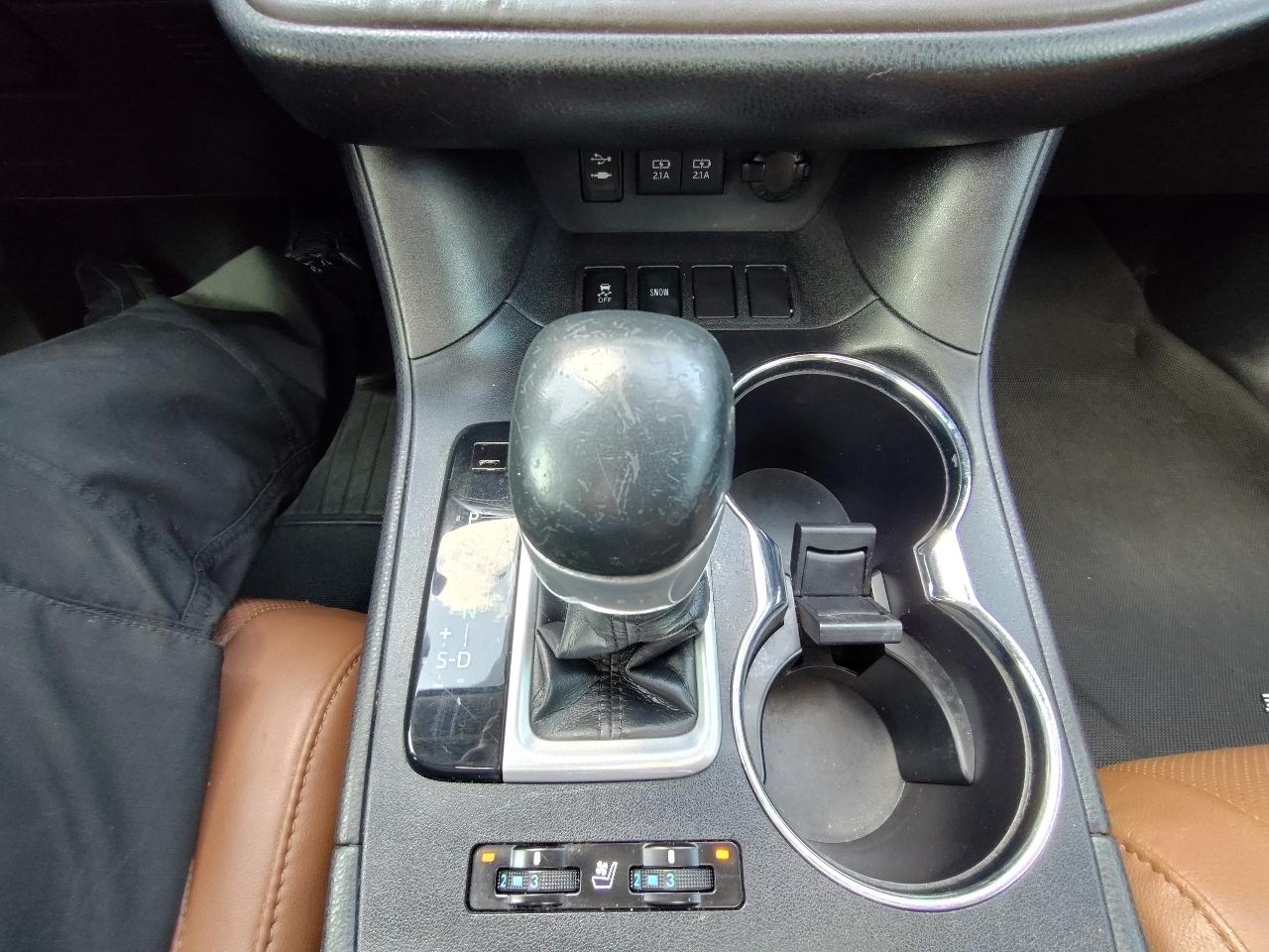 Toyota Highlander Limited FWD V6 2018