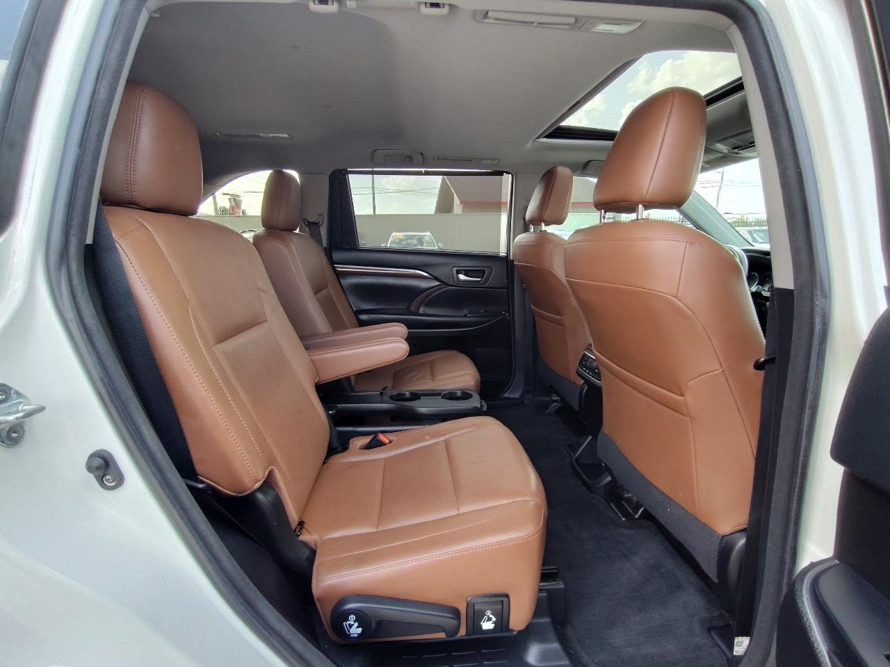 Toyota Highlander Limited FWD V6 2018