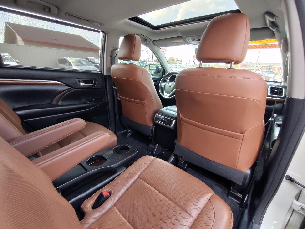 Toyota Highlander Limited FWD V6 2018