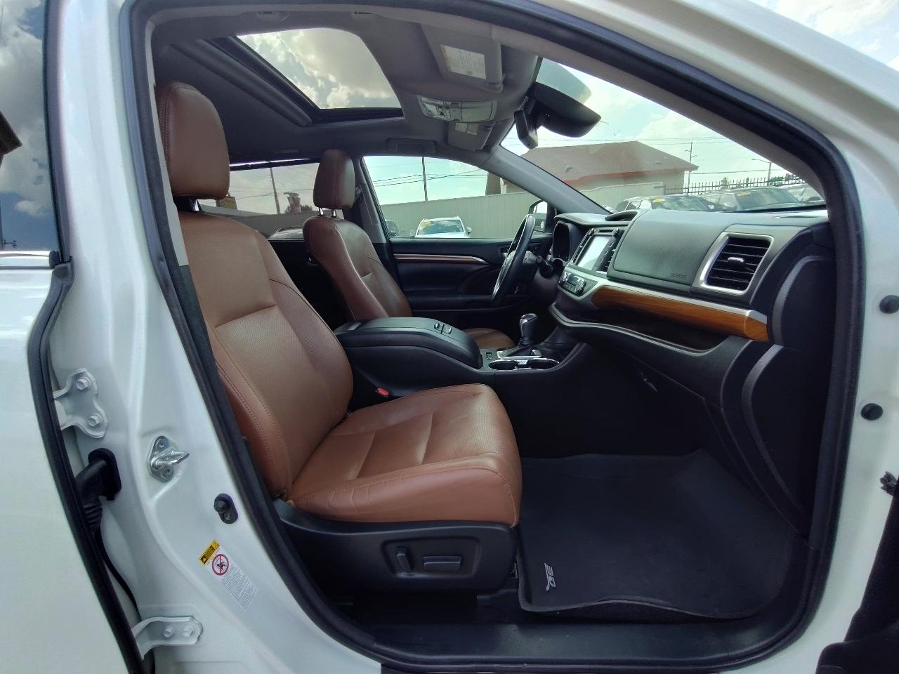 Toyota Highlander Limited FWD V6 2018