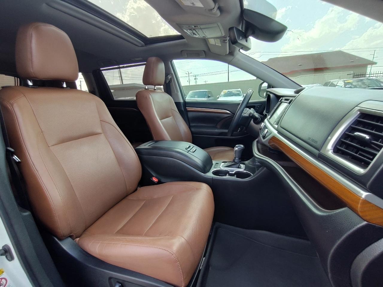 Toyota Highlander Limited FWD V6 2018