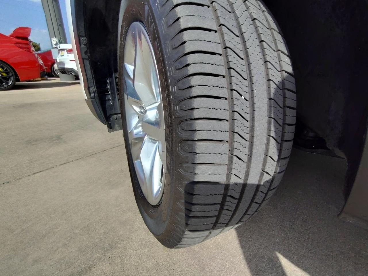 Toyota Highlander Limited FWD V6 2018