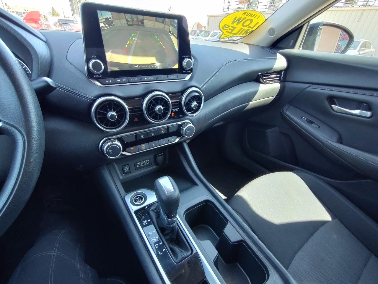 Nissan Sentra SV 4D Sedan 2024
