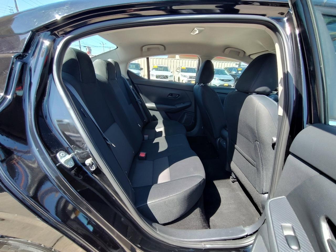 Nissan Sentra SV 4D Sedan 2024