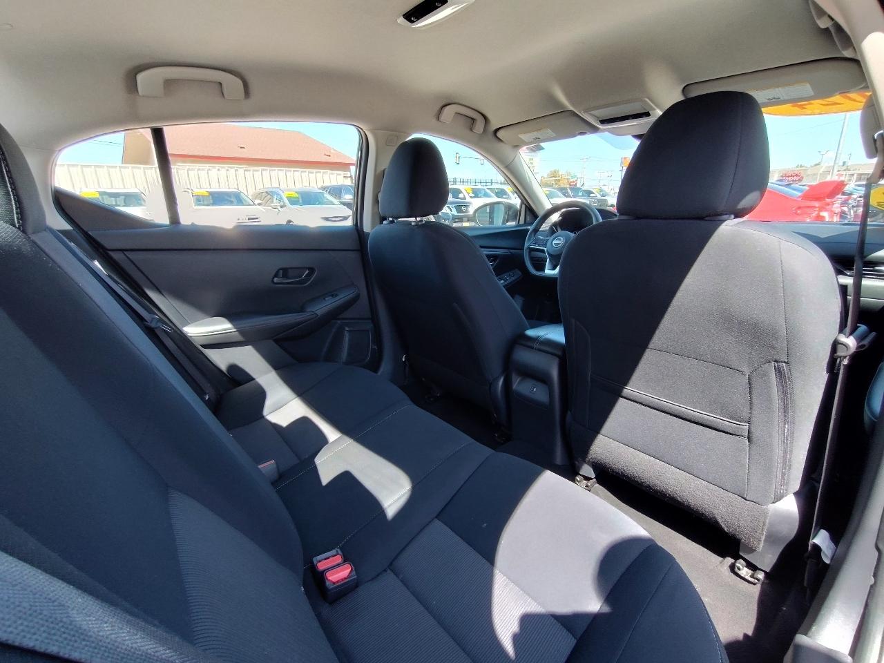 Nissan Sentra SV 4D Sedan 2024
