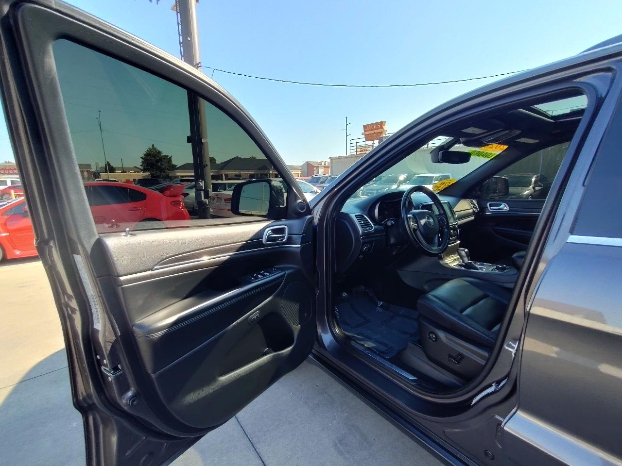 Jeep Grand Cherokee Limited 4D SUV 4WD 2020