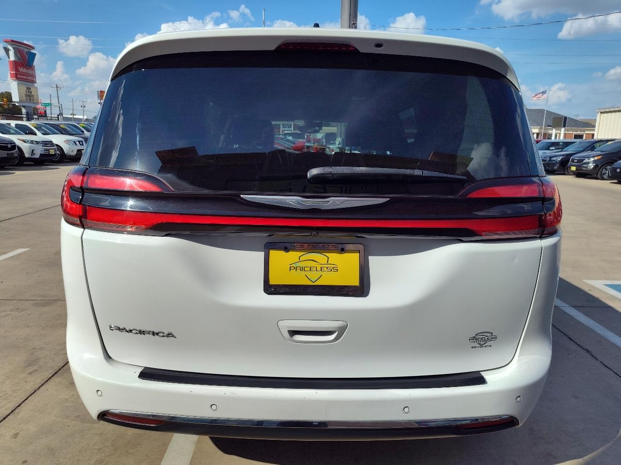 Chrysler Pacifica Touring L Plus 2023