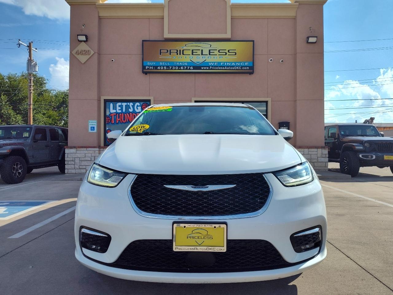 Chrysler Pacifica Touring L Plus 2023