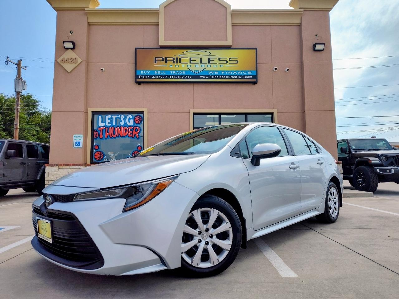 2025 Toyota Corolla LE 4D Sedan Auto