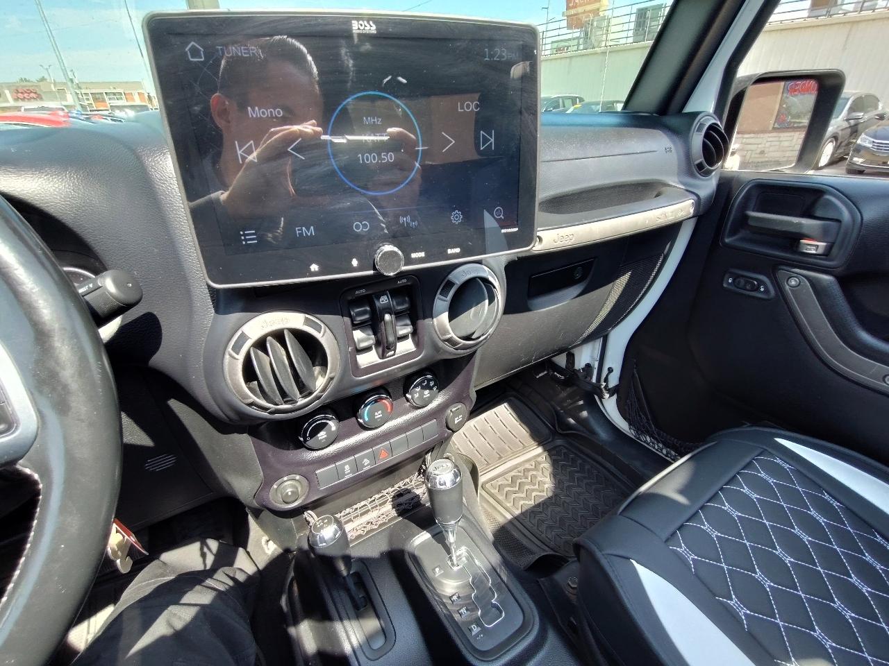 Jeep Wrangler  2016