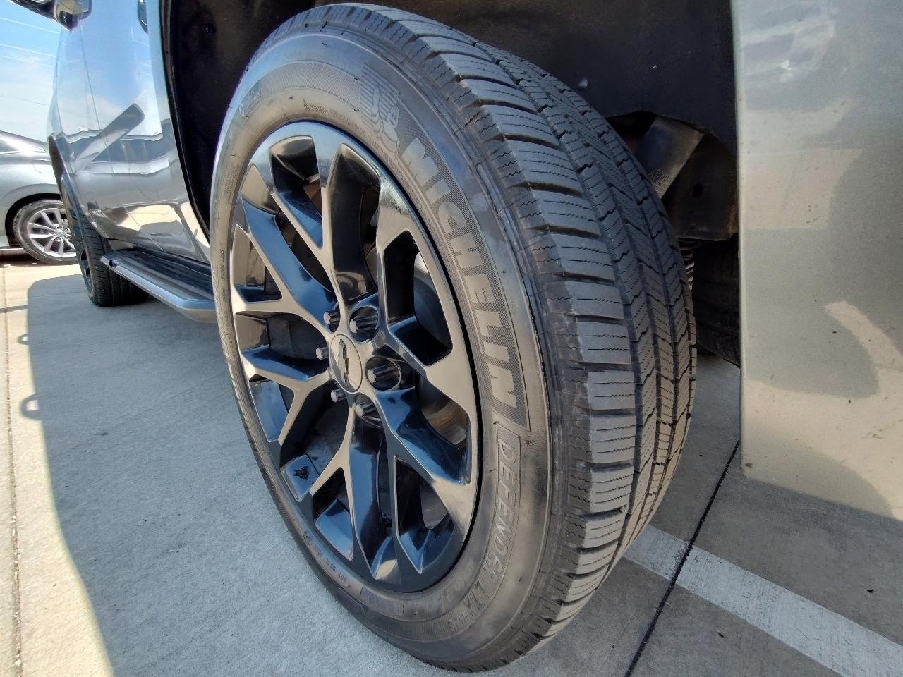 Chevrolet Tahoe LT 4D SUV 4WD 2018