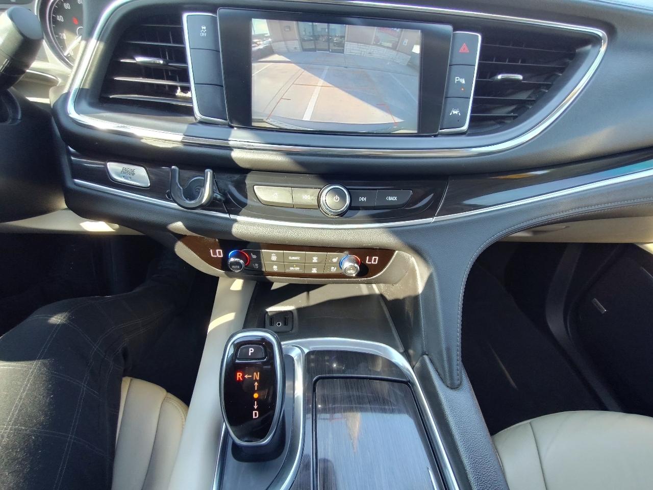Buick Enclave Premium 4D SUV FWD 2018