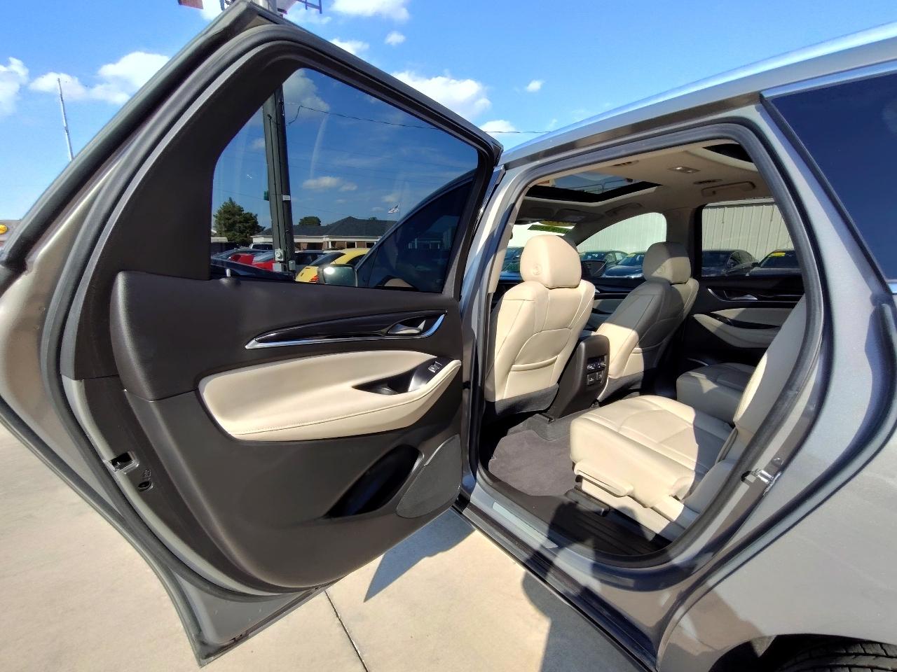 Buick Enclave Premium 4D SUV FWD 2018