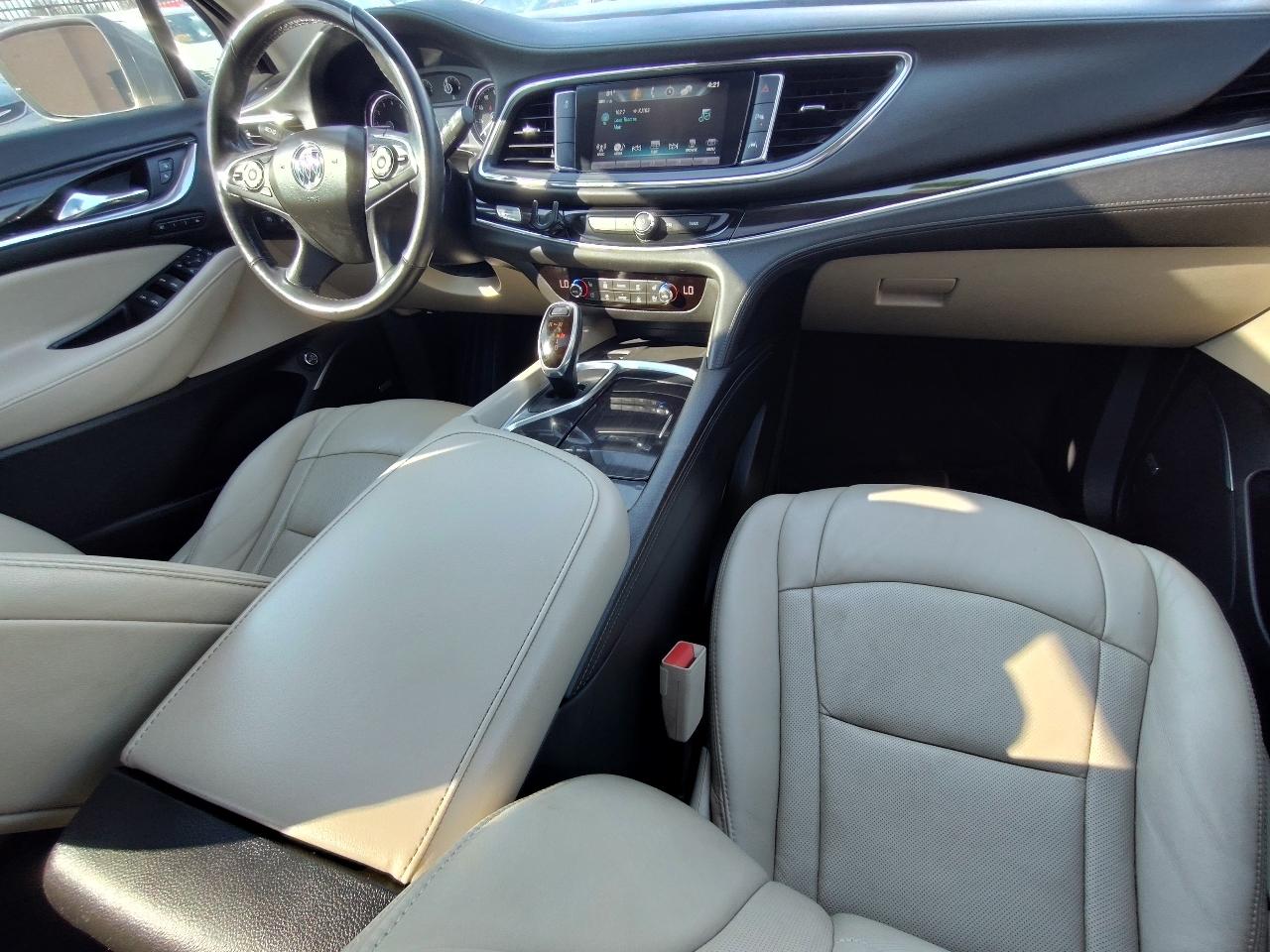 Buick Enclave Premium 4D SUV FWD 2018