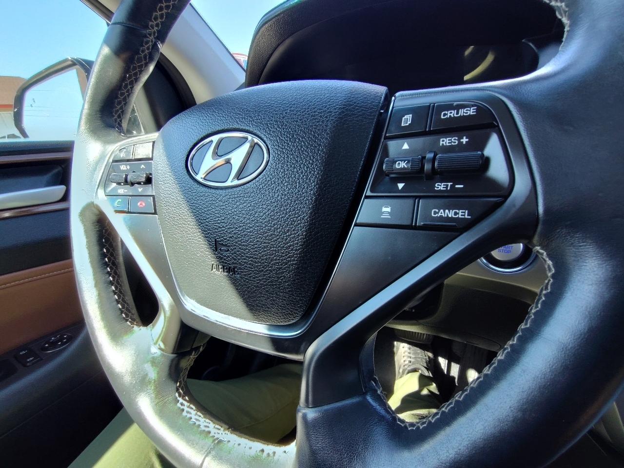 Hyundai Sonata Limited Auto 2015