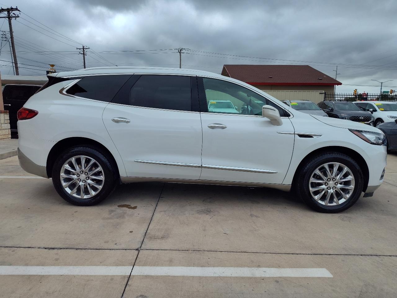 Buick Enclave Essence FWD 2020