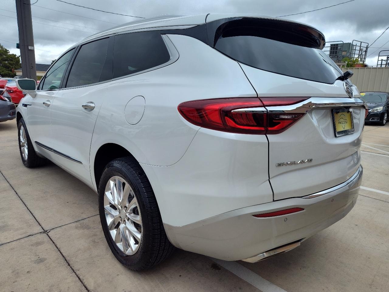 Buick Enclave Essence FWD 2020